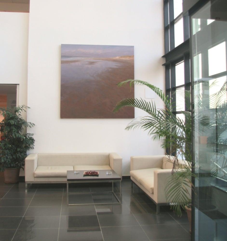 Garbi Costa Luz Hotel โกนิล เด ลาฟรอนเตรา ภายนอก รูปภาพ