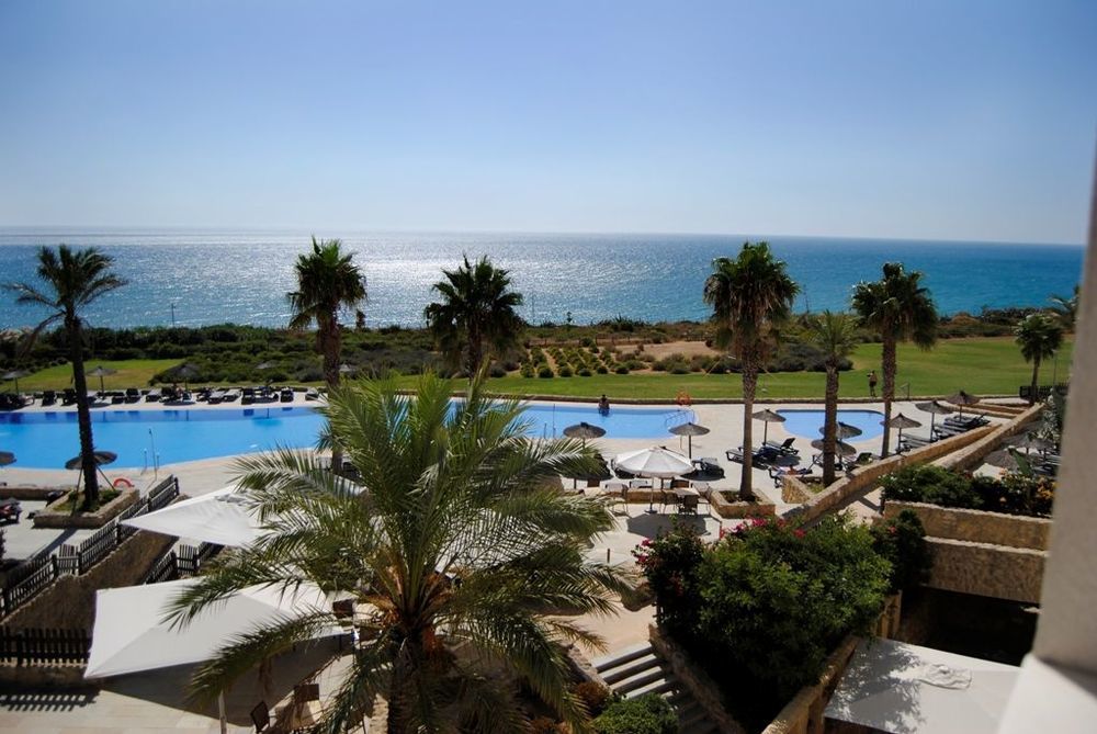 Garbi Costa Luz Hotel โกนิล เด ลาฟรอนเตรา ภายนอก รูปภาพ