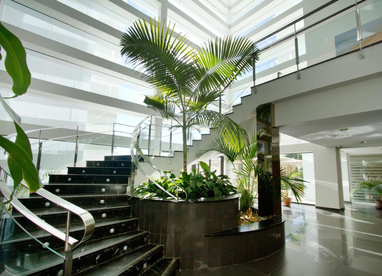 Garbi Costa Luz Hotel โกนิล เด ลาฟรอนเตรา ภายนอก รูปภาพ